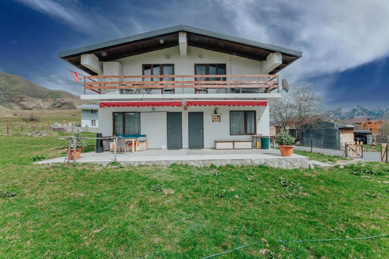 Ski House Bluebird Гудаури Екстериор снимка